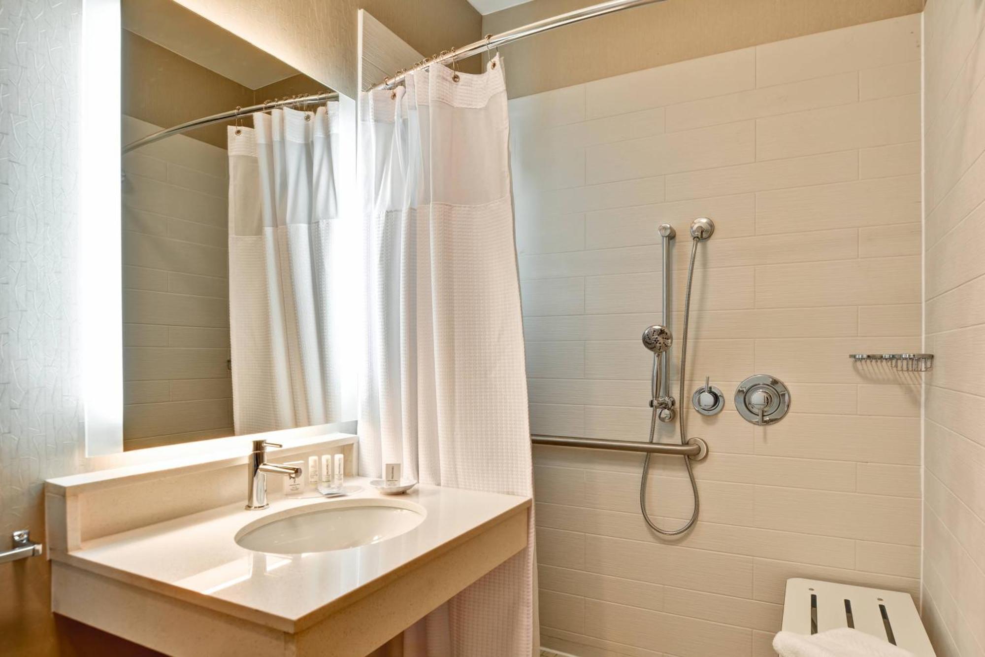 Springhill Suites Lexington Near The University Of Kentucky Zewnętrze zdjęcie