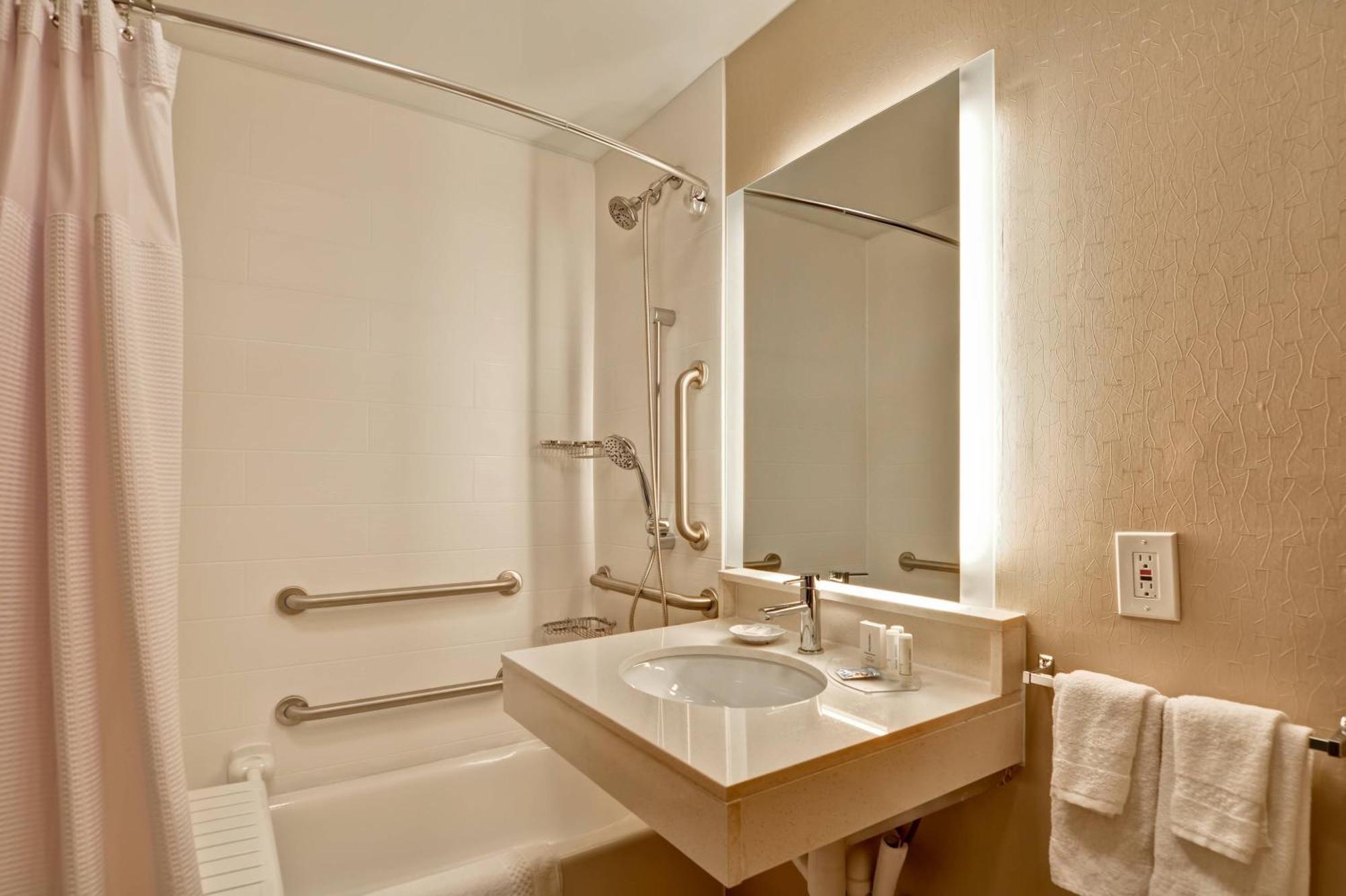 Springhill Suites Lexington Near The University Of Kentucky Zewnętrze zdjęcie