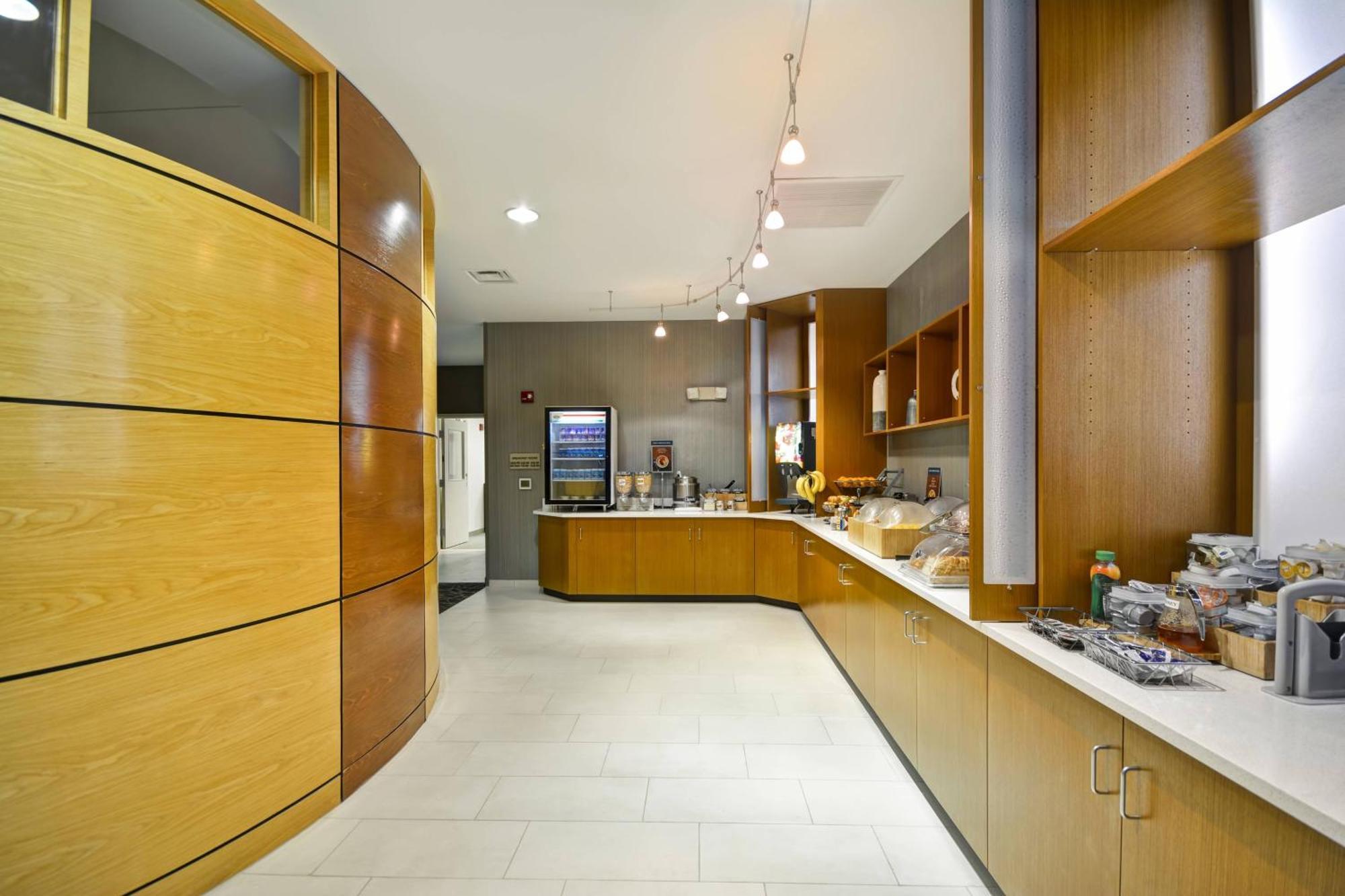 Springhill Suites Lexington Near The University Of Kentucky Zewnętrze zdjęcie
